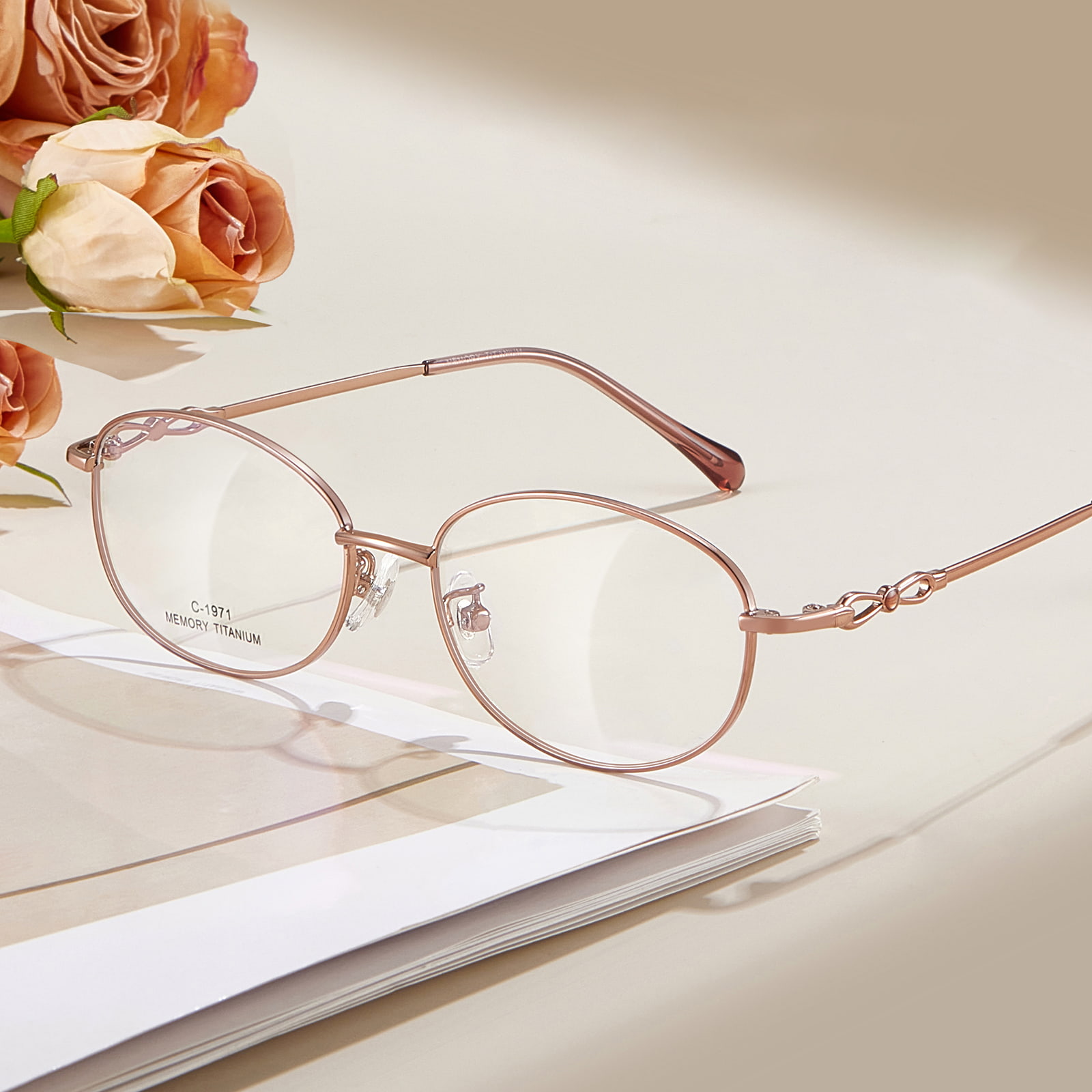 1971 Commuter Delicate Memory Titanium Alloy Glass