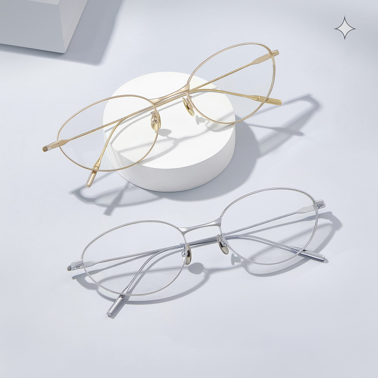 Fade Oval Cat-Eye Color Rich Pure Titanium briller