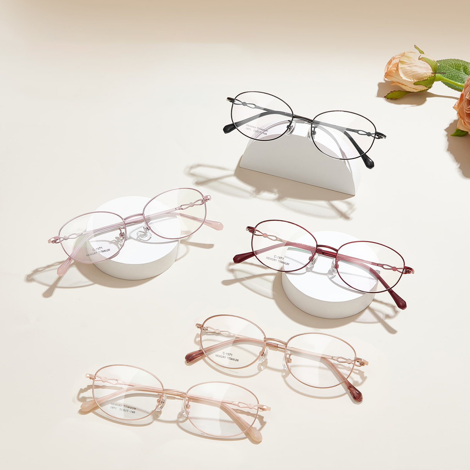 1971 Commuter Delicate Memory Titanium Alloy Glass